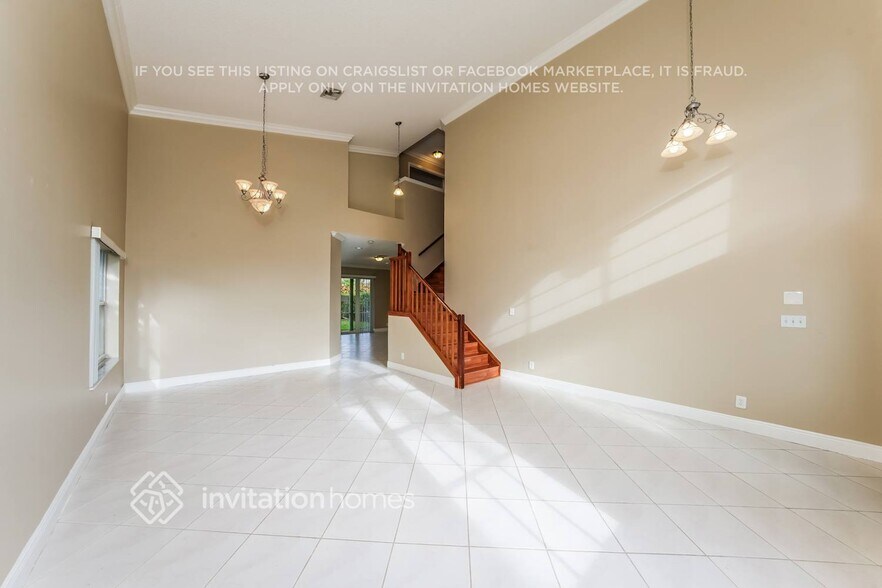 Building Photo - 3733 Old Lighthouse Cir