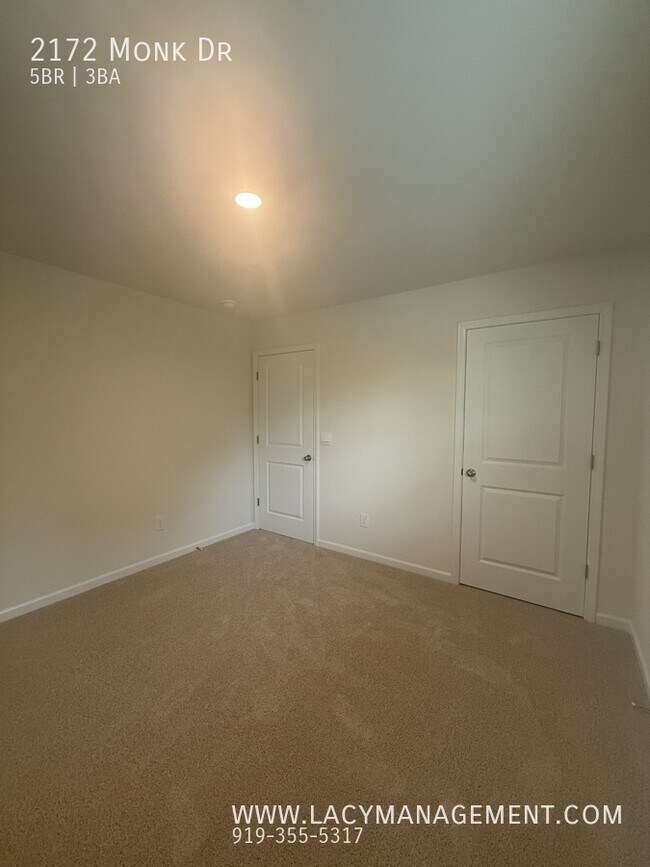 Building Photo - 2172 Monk Dr