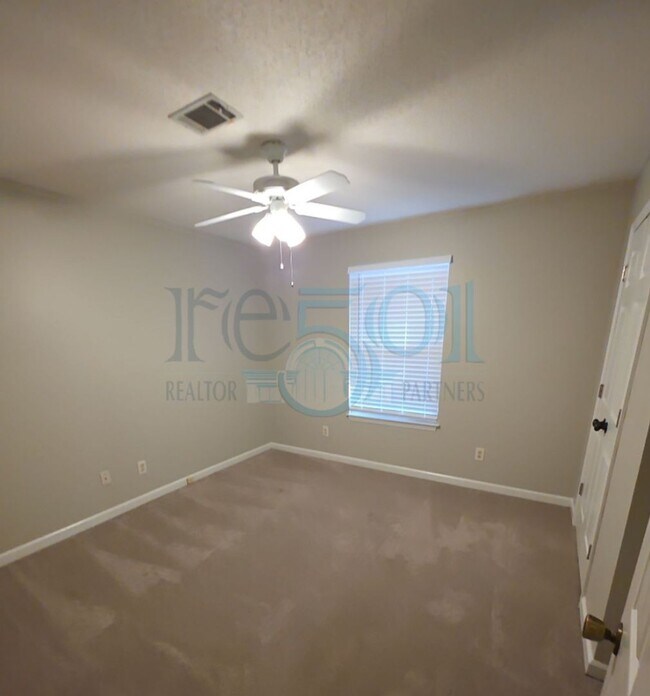 Building Photo - The home you've been looking for!