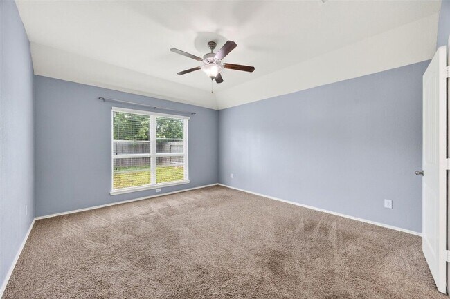 Building Photo - 20718 Laurel Rain Ct