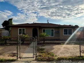 Building Photo - 1486 Salina St