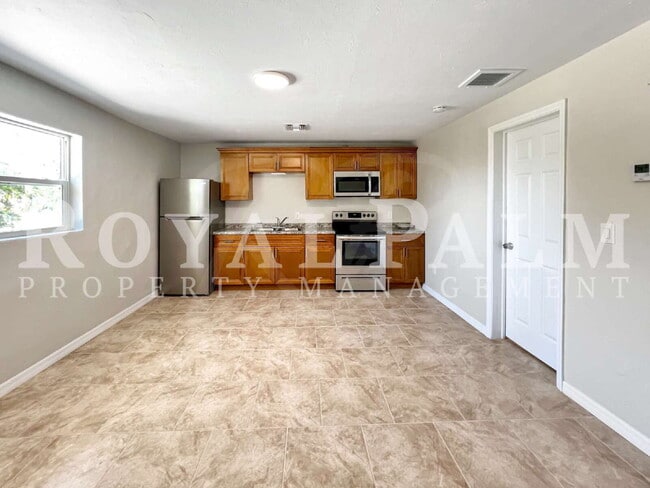 Building Photo - Coastal Comfort Meets Everyday Living – 1BR Home in Bokeelia – Sweet Lease Special – ONE MONTH FR...