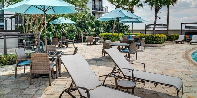 Building Photo - 55 W Church St