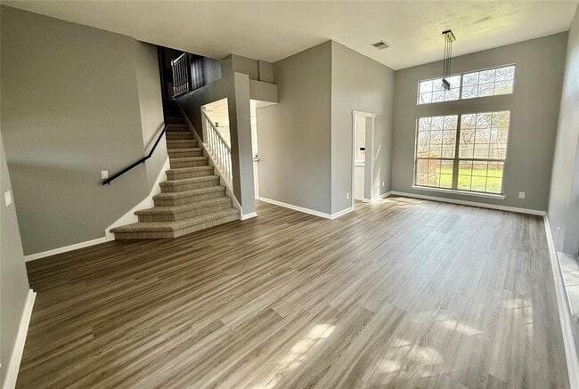 Building Photo - 2905 Six Gun Trail