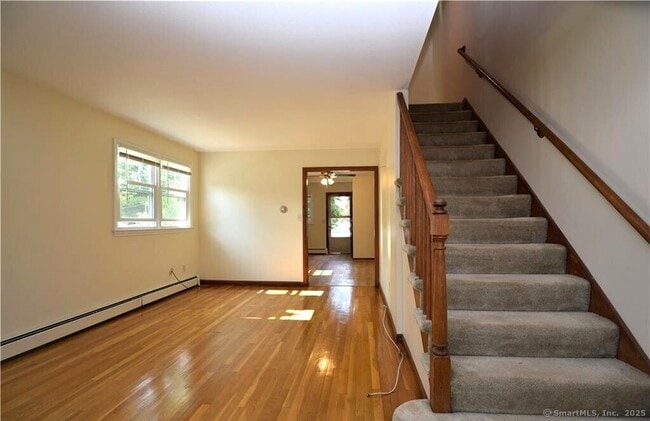 Building Photo - 54 Mozart St