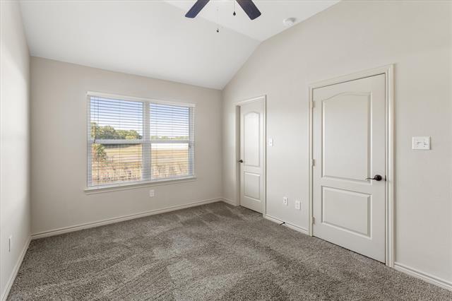 Building Photo - 208 Lasso Cir