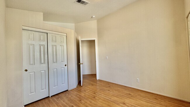 Building Photo - 3726 Penedos Dr