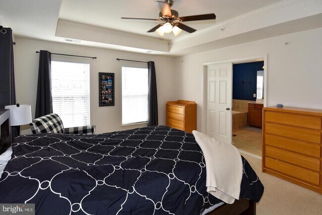 Building Photo - 45740 Winding Branch Terrace