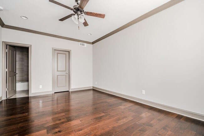 Building Photo - 1435 Druid Manor Blvd
