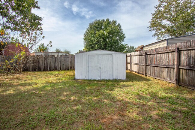 Building Photo - 4724 Whitewater Ln