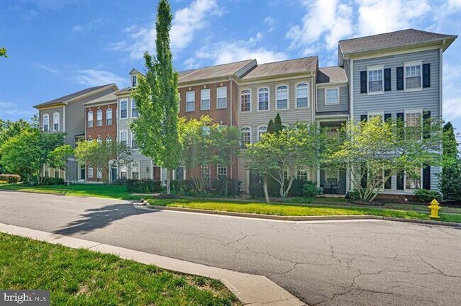Building Photo - 10613 Bristow Station Dr