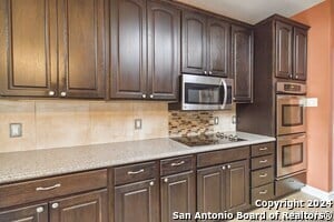 Building Photo - 26311 Stefnianne St