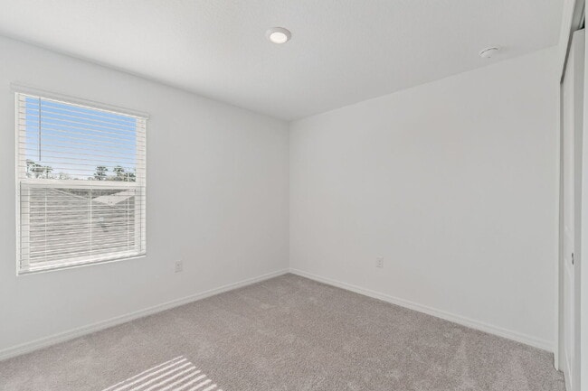 Building Photo - Spacious 5 Bedroom with 3 Baths + Bonus & 2,673 Sq Ft of Comfort in Edgewater, FL!