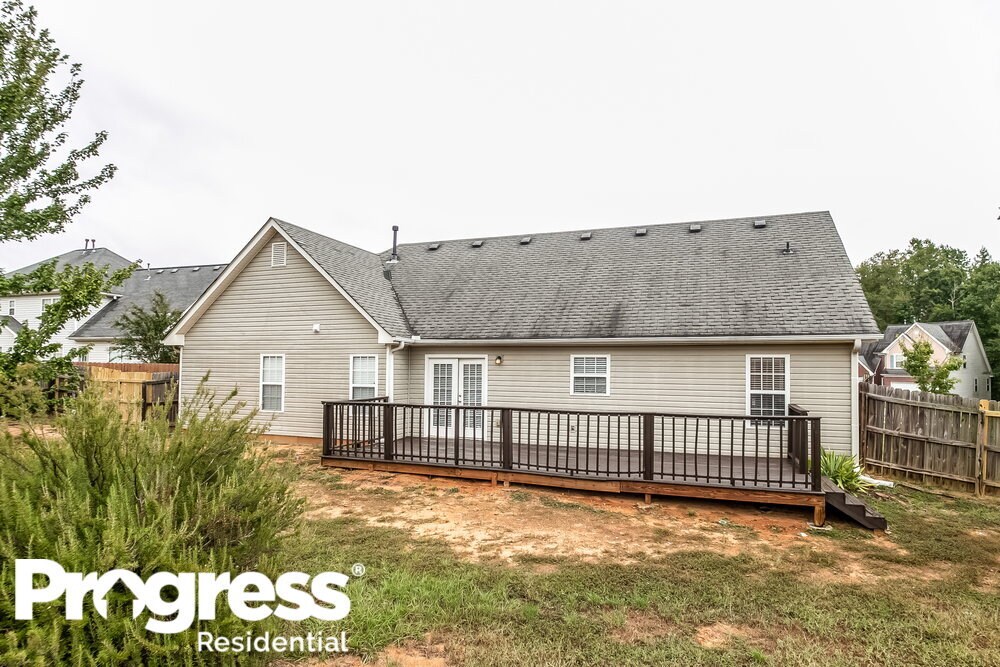 Building Photo - 838 White Dove Dr
