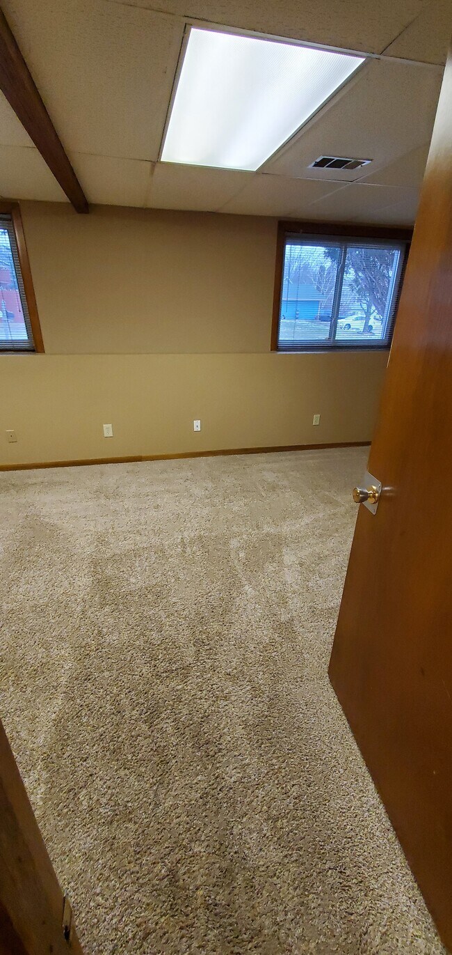 3rd bedroom - 14619 Burnell Park Dr