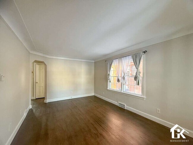 Building Photo - 13581 Penrod St