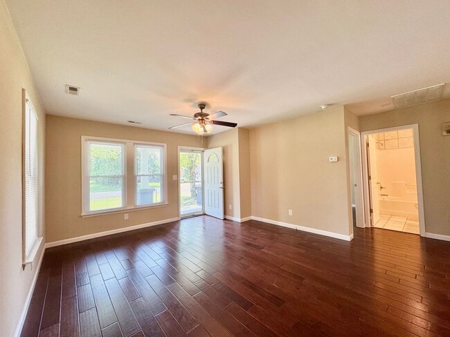 Building Photo - The Home You’ve Been Searching For!