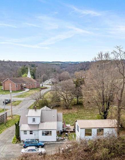 Building Photo - 7339 Manns Dr