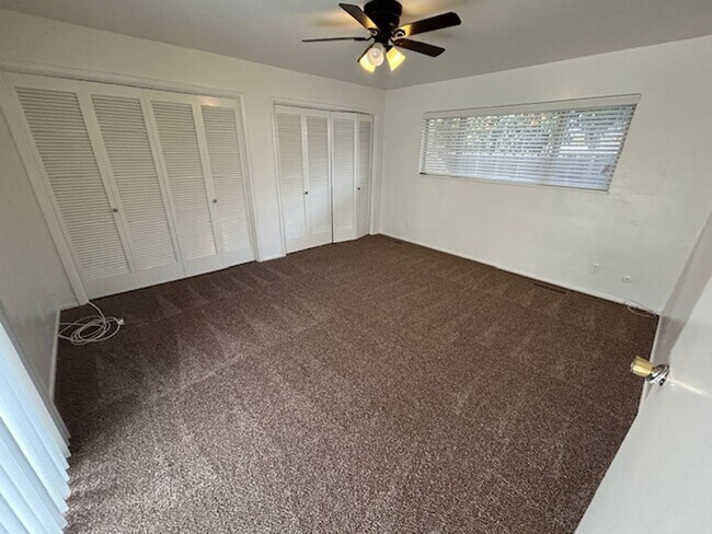 Building Photo - 1331 S Chatham St