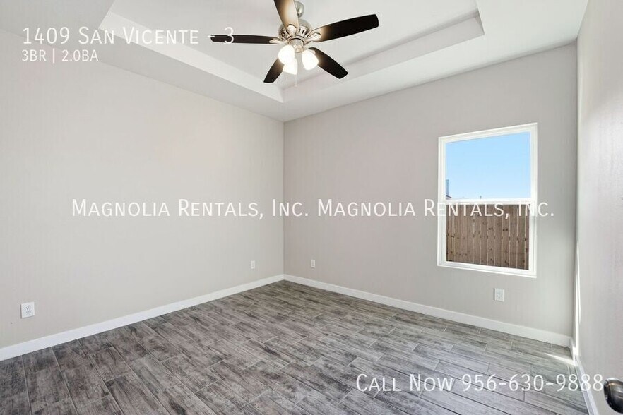 Building Photo - 1409 San Vicente