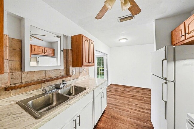 Building Photo - 4727 Eldorado Dr