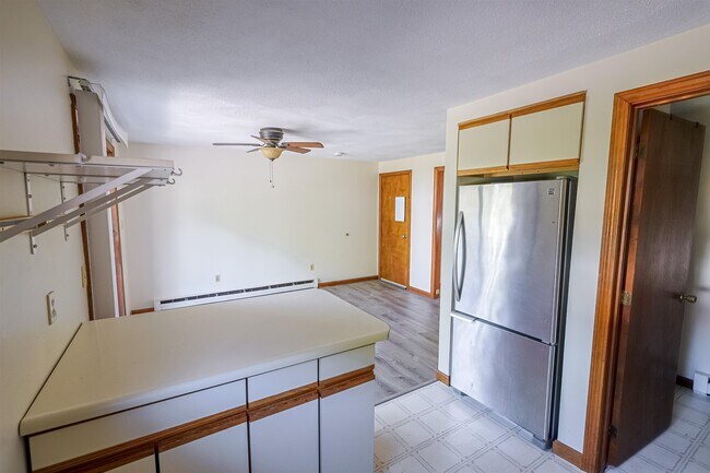 Building Photo - 38 Stonegate Ln