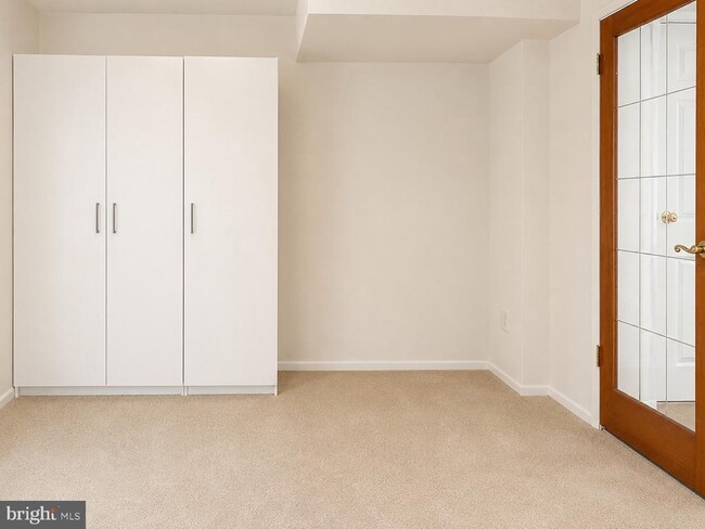 Building Photo - 5580 Hecate Ct