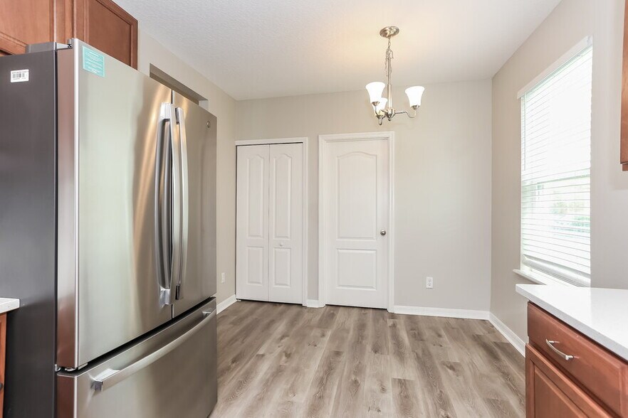 Building Photo - 5060 Magnolia Valley Dr