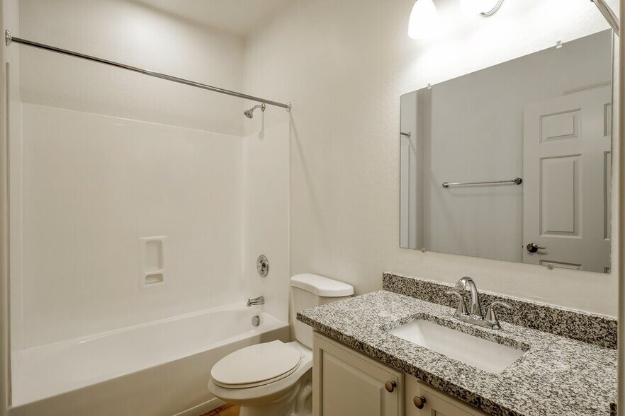 Building Photo - 40114 N Thunder Hills Ct