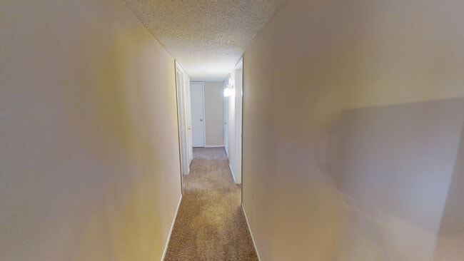 Hallway - Lakestone
