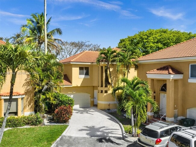 Building Photo - 11407 Lakeview Dr