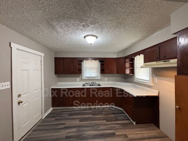 Building Photo - 1205.5 Forrer St