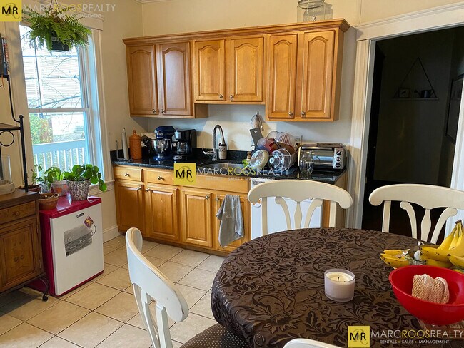 Building Photo - 54 Tremont St