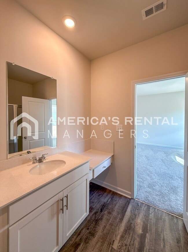 Building Photo - Your New Home Awaits in Hunter's Point at Innsbrooke in Pinson, AL! Available to View Now!