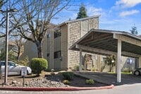 Building Photo - 2020 Grant Ave S