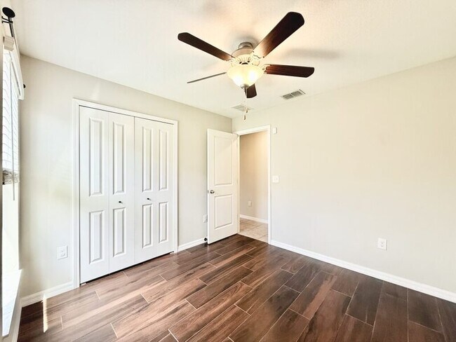 Building Photo - 17134 White Mangrove Dr