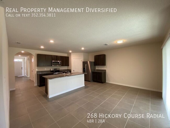 Building Photo - 268 Hickory Course Radial