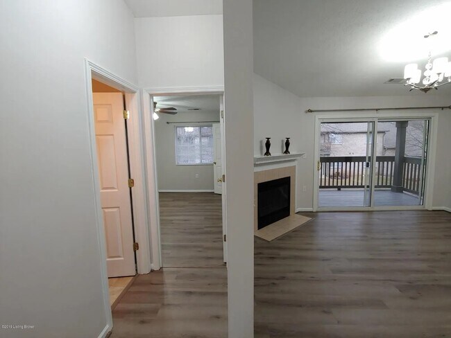 Building Photo - 10405 Trotters Pointe Dr