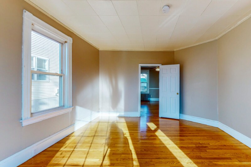 Building Photo - 42-42 Park St