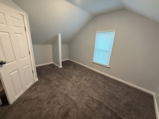 Building Photo - 1031 N Belvedere Blvd