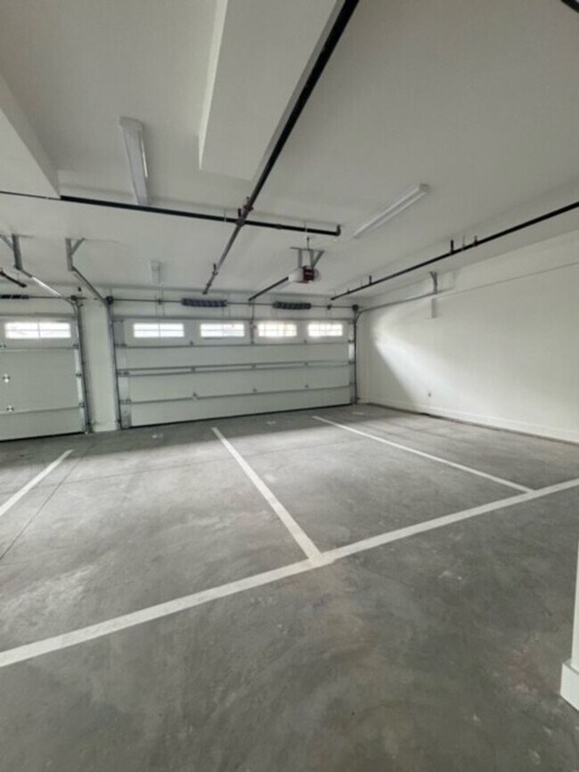Building Photo - No Brokers Fee. New Building in Allston. C...