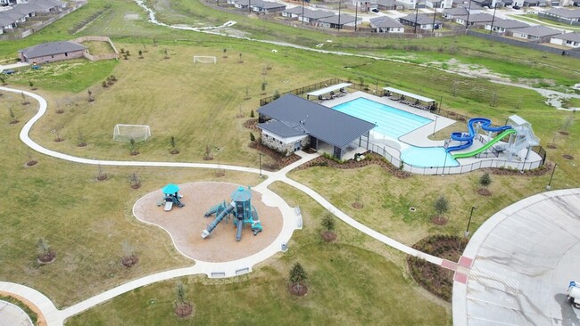 Building Photo - 7803 Golden Rubia Ln