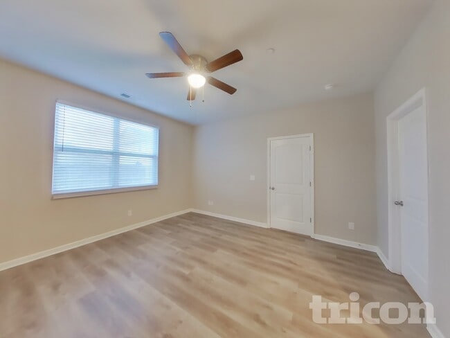 Building Photo - 9150 War Eagles Way