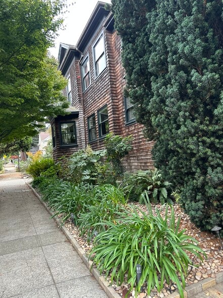 Sidewalk view - 2738 Garber St