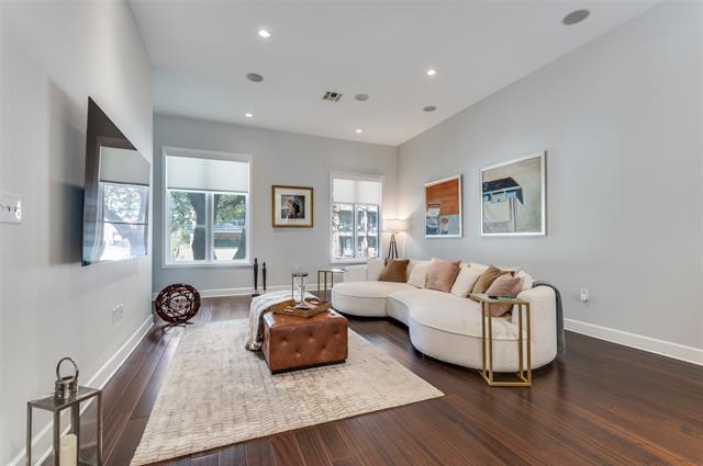 Building Photo - 3210 Carlisle St