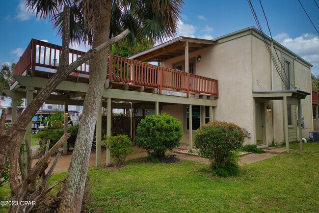 Building Photo - 7129 S Lagoon Dr