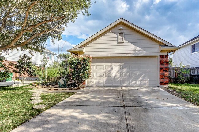 Primary Photo - 13111 Windy Heath Ln