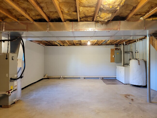 Building Photo - 1522 N Reading Rd