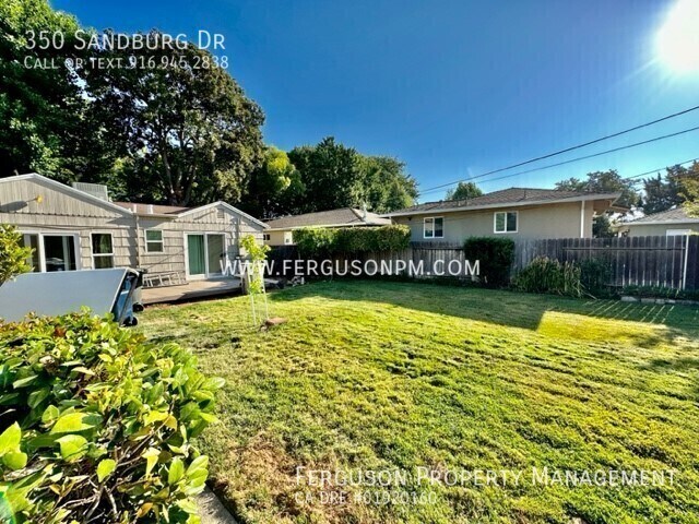 Building Photo - 350 Sandburg Dr