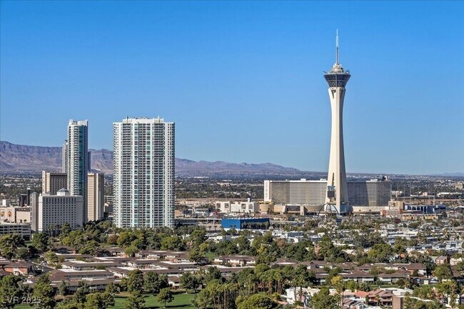 Building Photo - 3111 Bel Air Dr